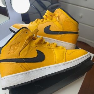 jordan one size 4.5 boys